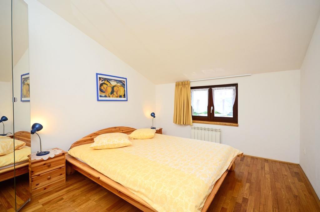 Apartments Gloria Vrsar Exterior photo